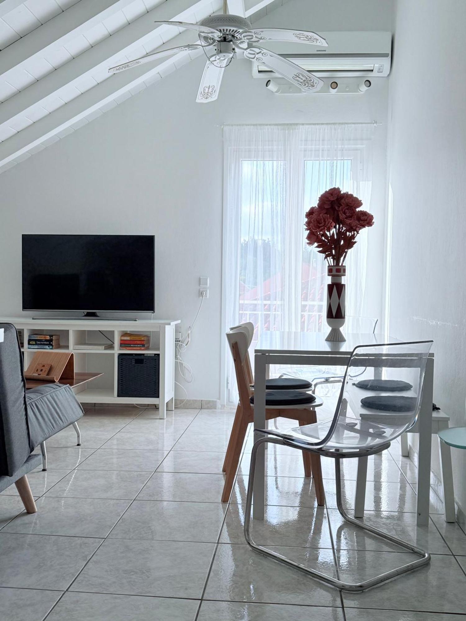 Angel Apartment Фискардон Экстерьер фото