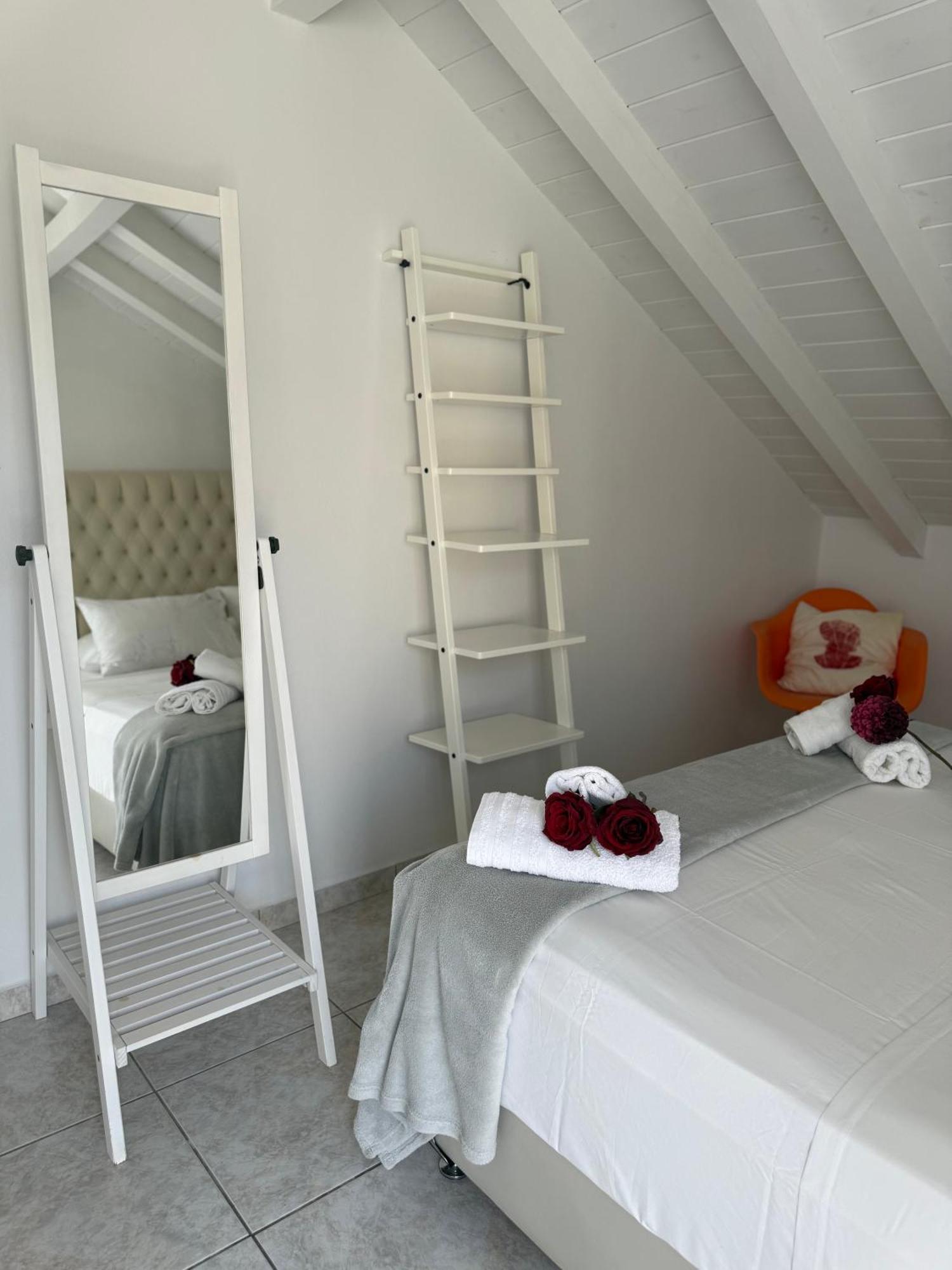 Angel Apartment Фискардон Экстерьер фото